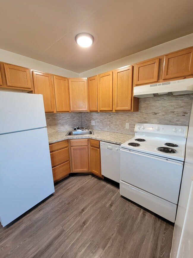 Building Photo - 9965 W 59th Pl
