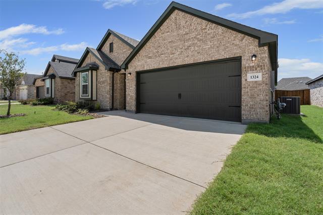Building Photo - 1324 Water Canna Dr