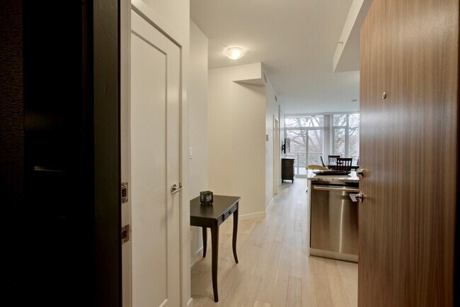 Building Photo - 2620 Arbutus St