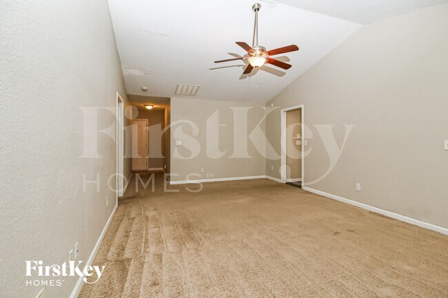 Foto del edificio - 355 Lakeside Point