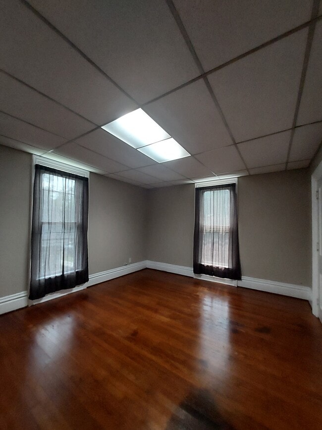 Building Photo - 292 Hudson Ave