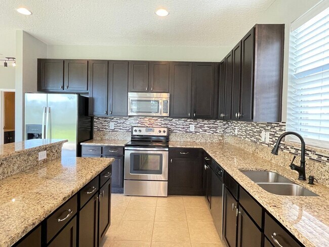 Foto del edificio - Must See 3 Bedroom 2.5 Bath Home in Greate...