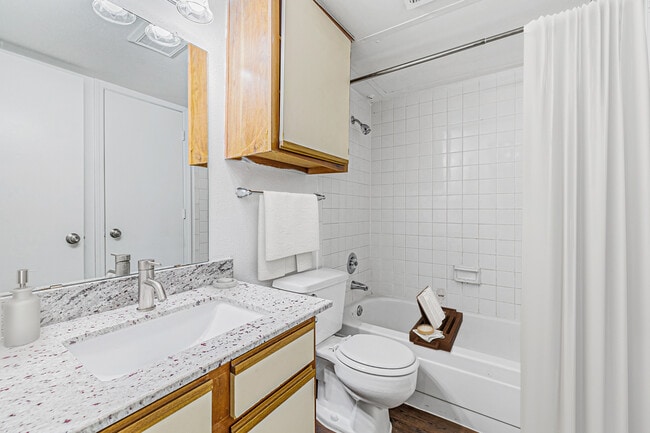 Foto del edificio - Cambridge Village