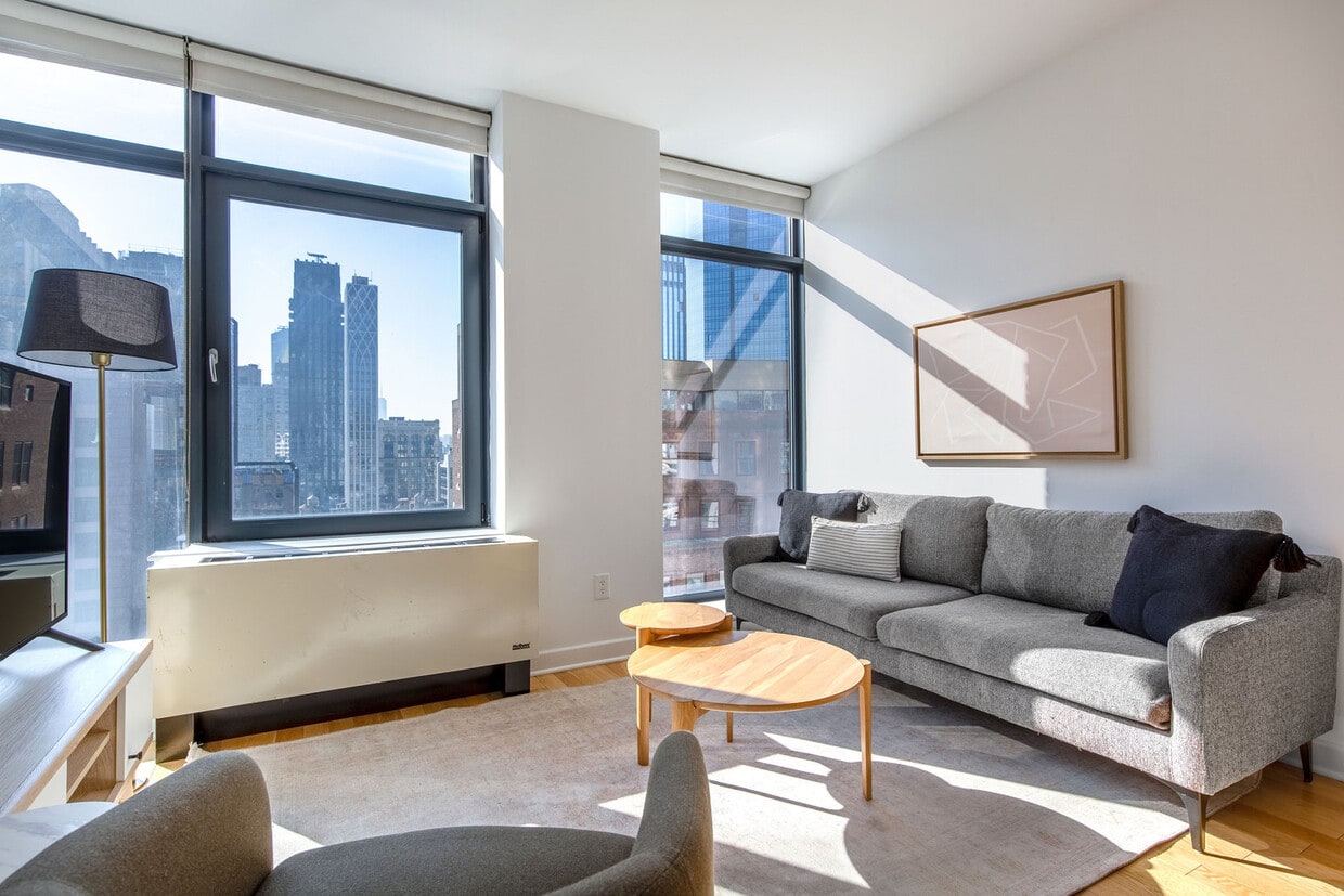 Foto principal - 49 E 34th St