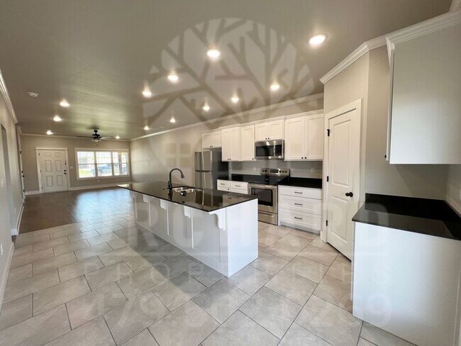Building Photo - Tontitown | Dalton Plan- 3 Bed/ 2 Bath w/ 2 Car Garage