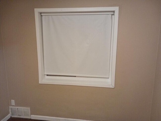 Foto del edificio - 3453 Ewald Cir