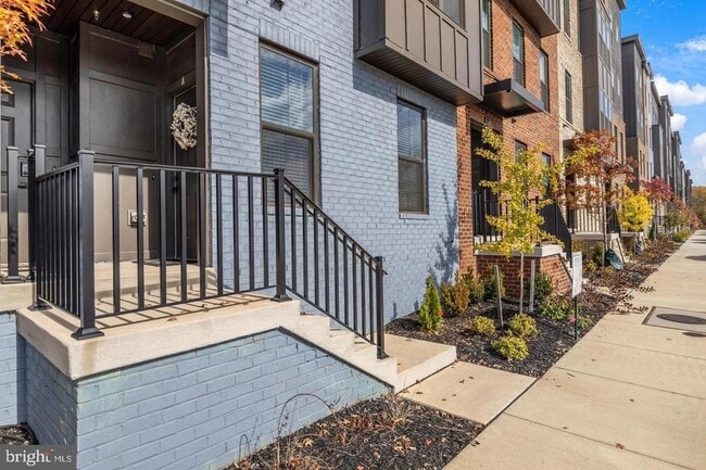 Foto del edificio - 10046 American Pharoah Ln