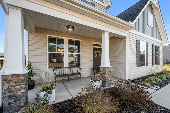 Building Photo - 301 Gander Ct