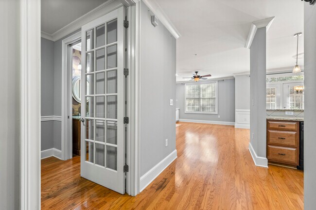 Building Photo - 4950 Ivy Ridge Dr SE