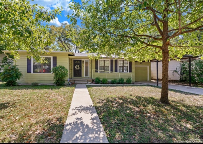 Building Photo - 214 Coyle Pl