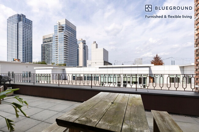 Building Photo - 187 Kent Ave