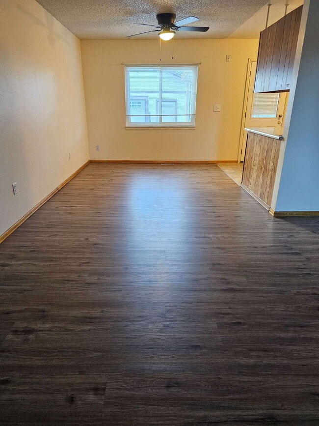 Photo - Charming 3BR/2BA with Massive Yard and Gar... Apartment