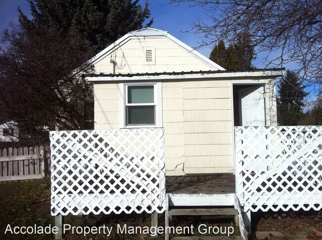 Foto del edificio - 2 br, 1 bath House - 914 E 1st Avenue
