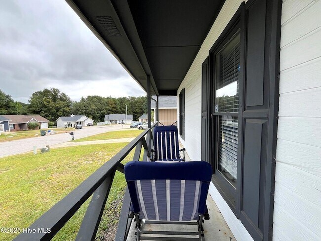 Foto del edificio - 5721 Randleman St