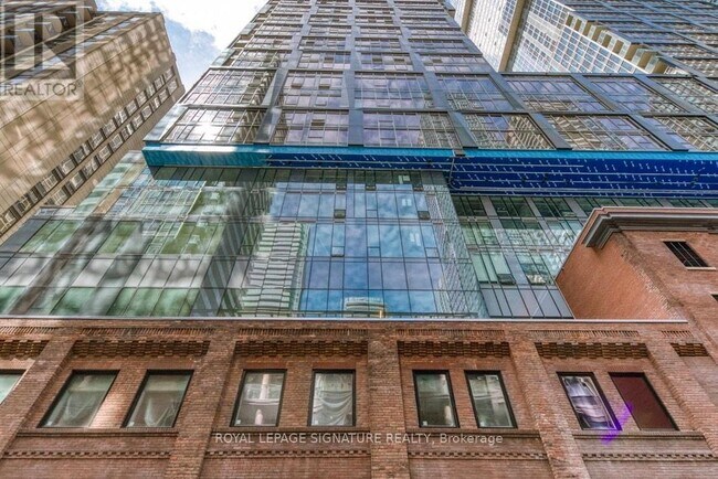 Building Photo - 15 Mercer St