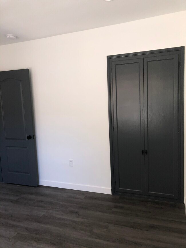 Foto del edificio - 5960 Guthrie Ave