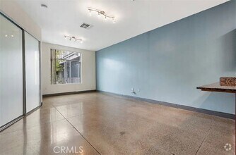 Building Photo - 435 W Center Street Promenade