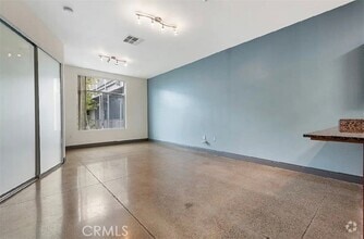 Building Photo - 435 W Center Street Promenade