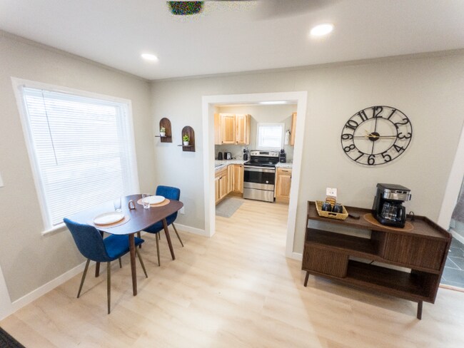 Foto del edificio - 1010 California Ave