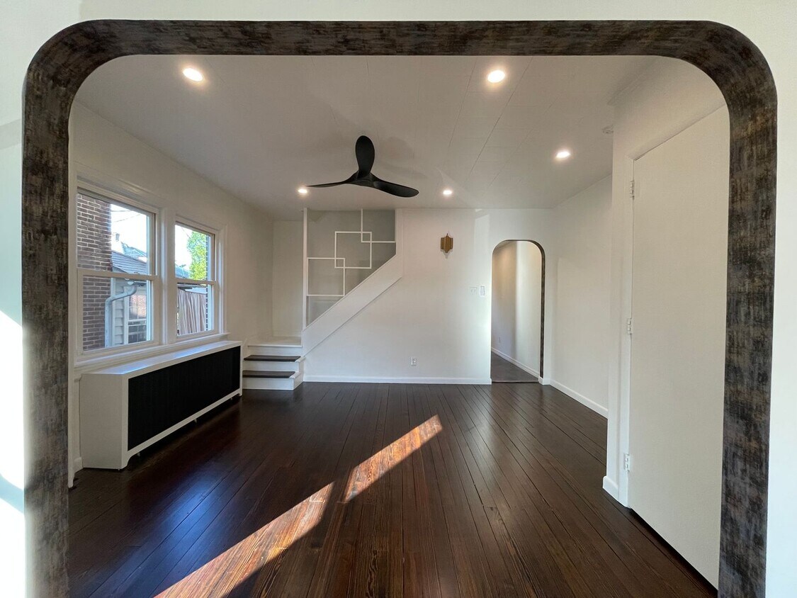 Primary Photo - 31 S 6th Street - $2,100 per month plus al...