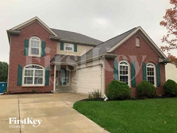 Foto principal - 8145 Lawrence Woods Pl