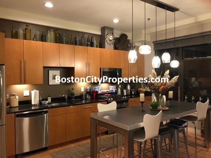 Foto principal - 735 Harrison Ave