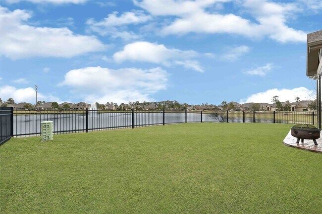 Foto del edificio - 17802 Pepper Root Dr