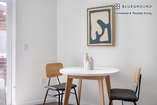 Foto del edificio - 125 Boren Ave S