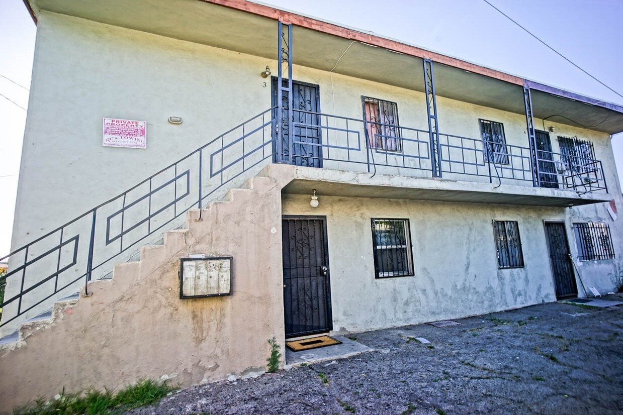 Building Photo - 1623 E 33rd St