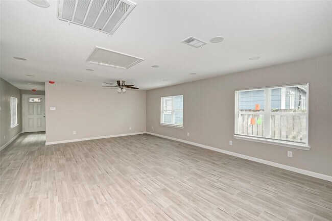 Building Photo - 7120 Avenue O