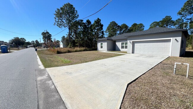 Building Photo - Available now!! CHARMING 3 Bedroom, 2 Bathroom Home in Palm Bay!!!