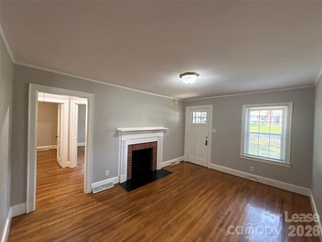 Foto del edificio - 4908 Elder Ave