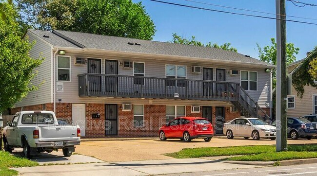 Foto del edificio - 812 W 27th St