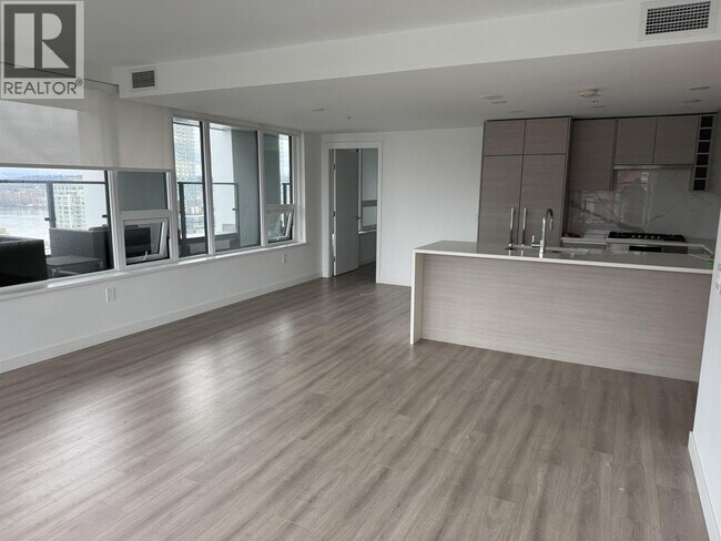 Photo du bâtiment - 823 Carnarvon St