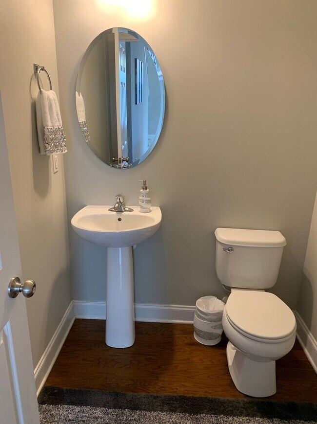 Foto del edificio - 4 Bedroom Single Family Home in Summerville