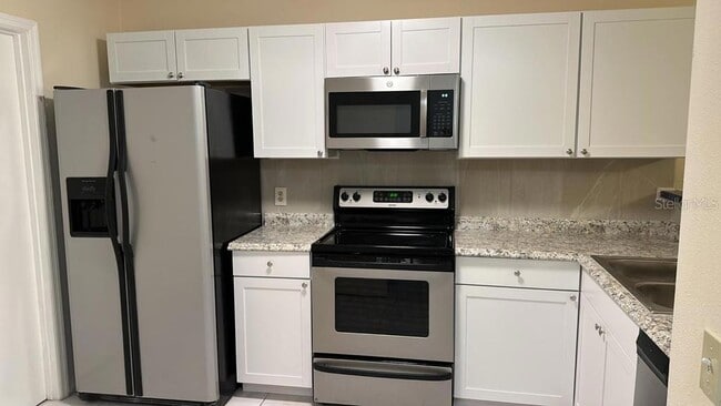 Building Photo - 5086 Ernst Ct