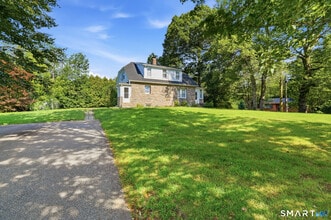 Building Photo - 1 E Lake Dr