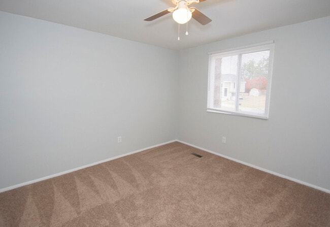 Building Photo - 22 Wayland Ct