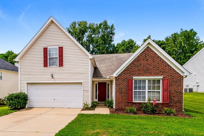 Building Photo - 826 Red Oak Tree Dr