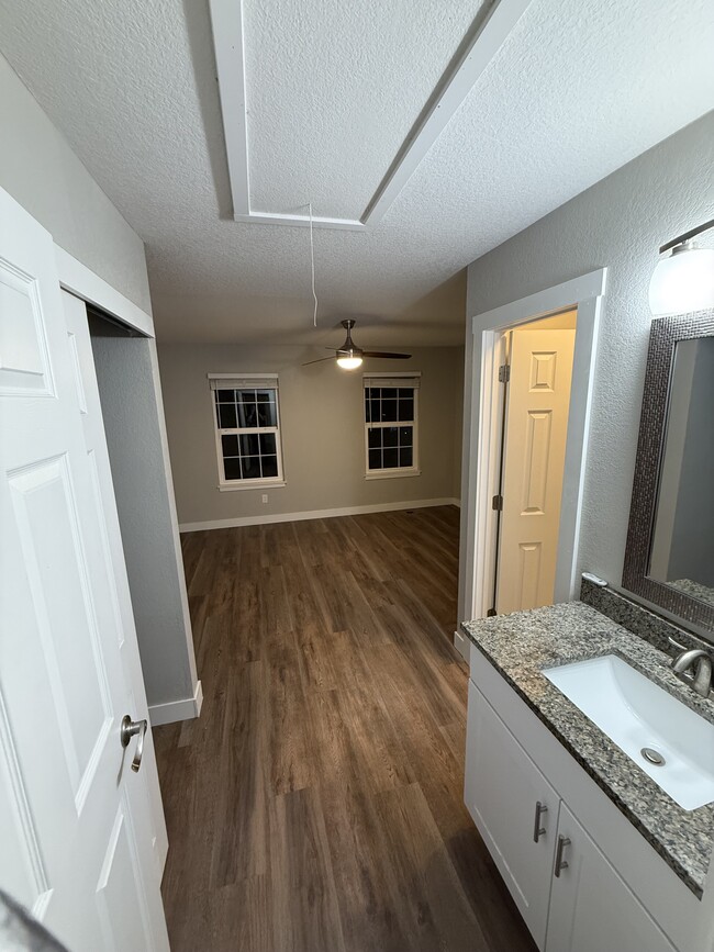 Photo - 10770 Foxwood Ct Townhome