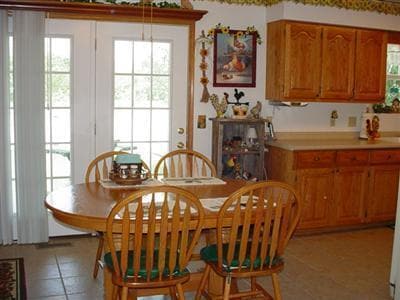 Building Photo - Very nice 3 bed 2 bath