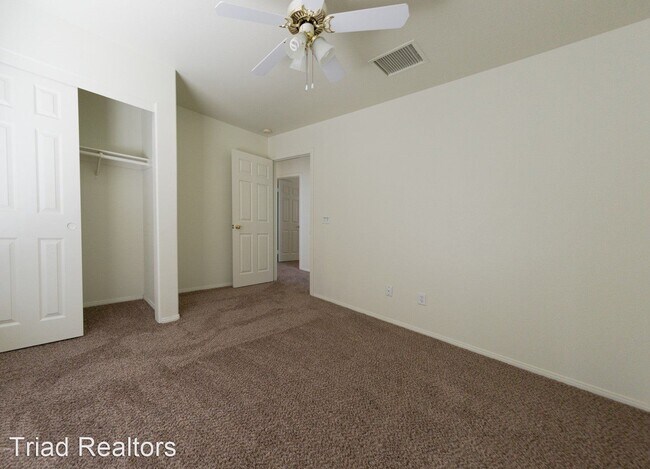 Foto del edificio - 3 br, 2 bath House - 74698 Serrano Drive