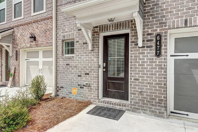 Building Photo - 6477 Brookside Dr SE