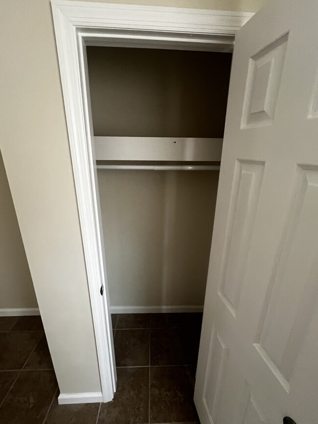 Foto del edificio - 551 N Lee Ave