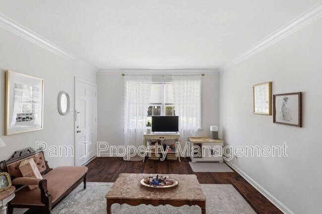 Foto del edificio - 3411 Bull St