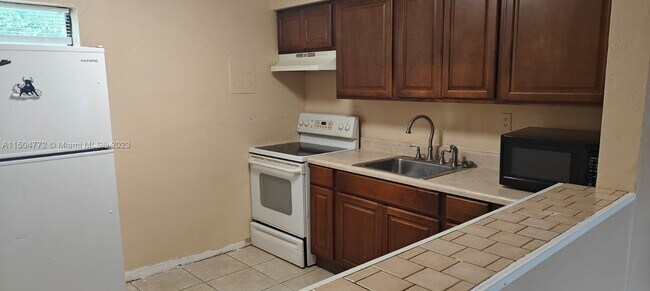 Foto del edificio - 6425 SW 22nd St