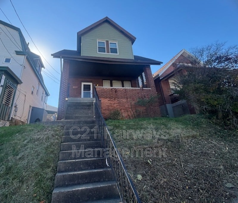 Foto principal - 2992 Ruthwood Ave