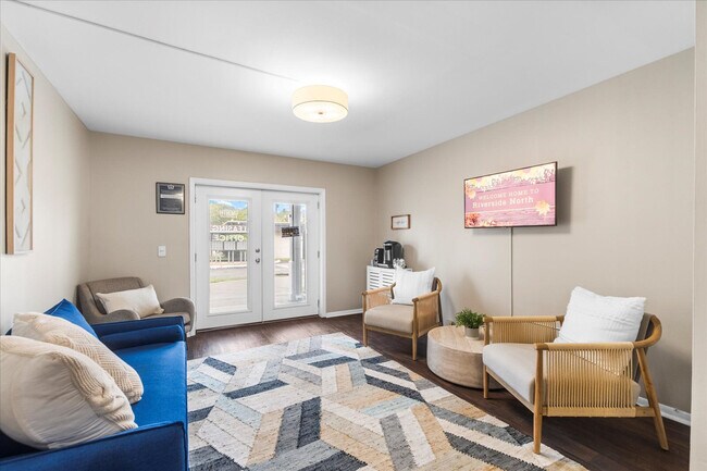 Foto del edificio - Riverside North Apartment Homes