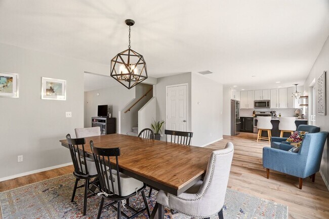 Building Photo - Spacious 3BR/3BA Sonata Springs Home | Minutes to Gonzaga & Downtown Spokane
