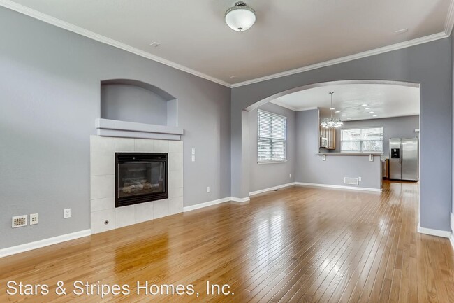 Foto del edificio - 4 br, 3.5 bath House - 1306 S. Buchanan Way